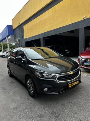 CHEVROLET ONIX 1.4 MPFI ADVANTAGE 8V FLEX 4P AUTOMÁTICO
